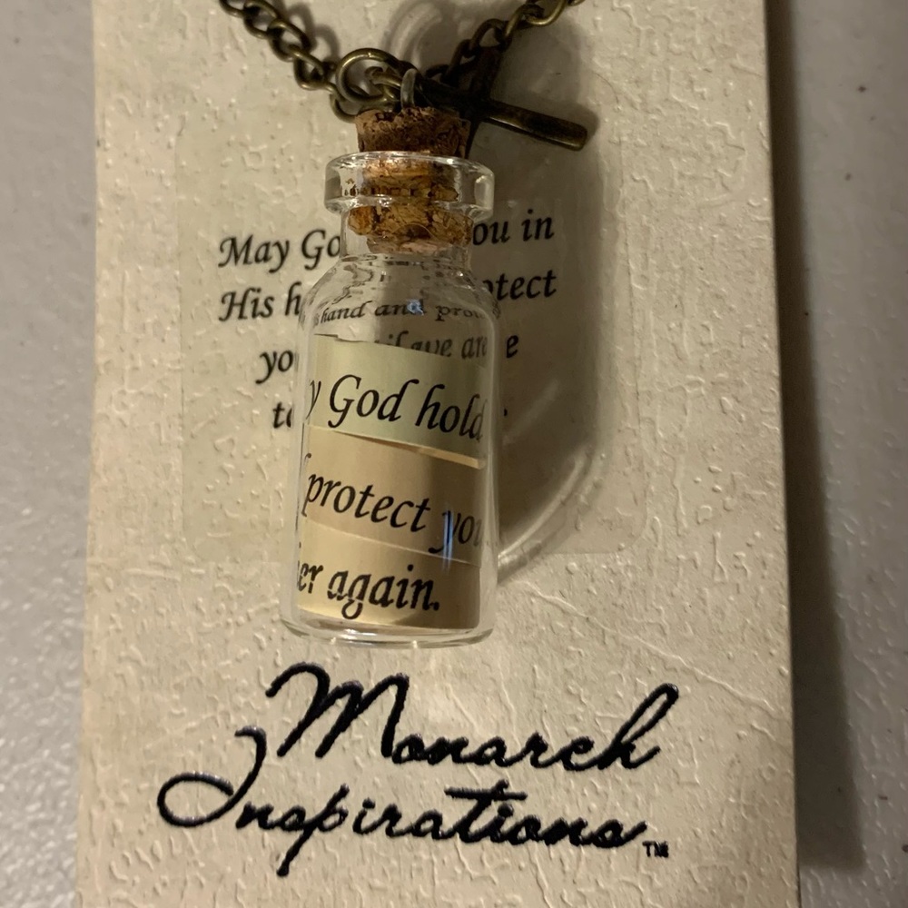 3/$32 Monarch Inspirations necklace for cremains to keep them close ♥️